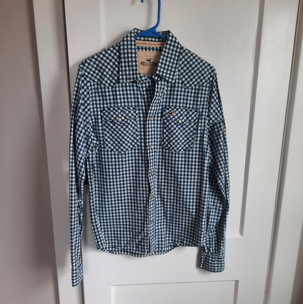 NWOT Hollister Button Down Shirt